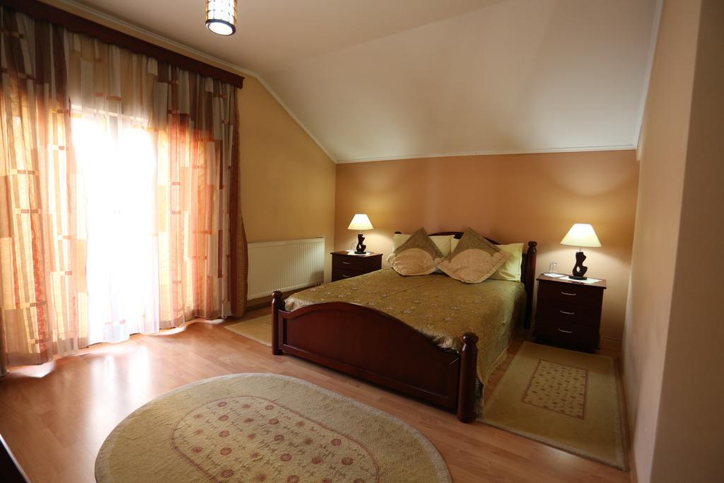 Guesthouse Bimbli Pogradec Camera foto